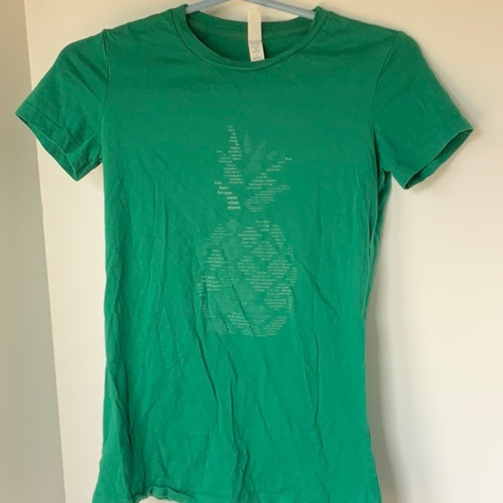 Green Psych tv series pineapple tshirt